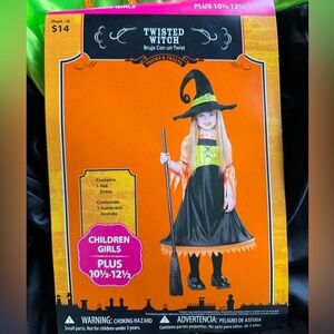 Tricks‎ & Treats Twisted Witch Costume